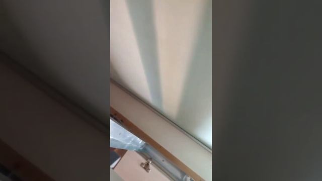 Светящаяся стена смотреть онлайн