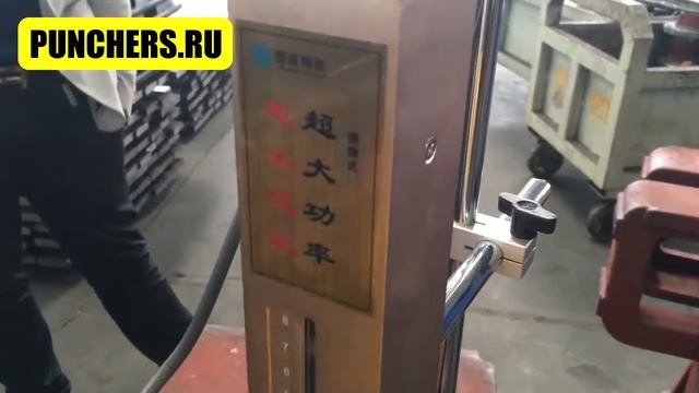 Удаление сломанного метчика шестигранником из латуни ПАНЧЕР SFX-4000B смотреть онлайн