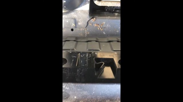 What is under cargo tray in Mercedes ML bluetec смотреть онлайн