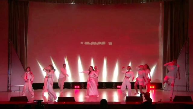 SEVENTEEN - SUPER - K-POP Group Cover Dance On Stage смотреть онлайн