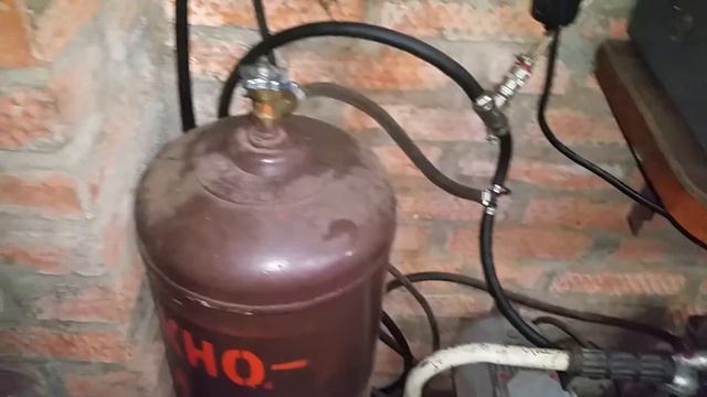 Компрессор на даче.