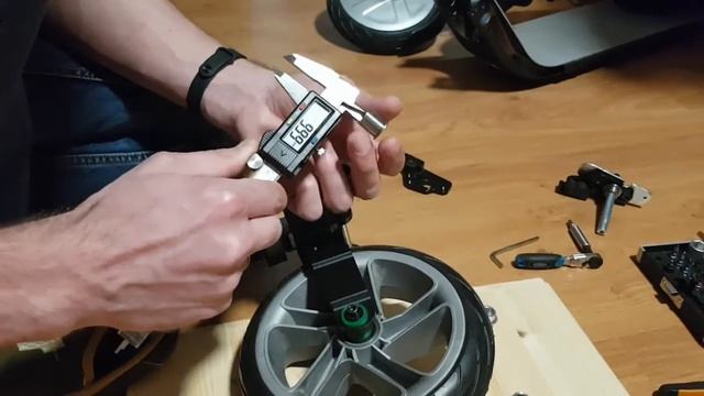 Новые втулки (теория + разбор задней оси) смотреть онлайн