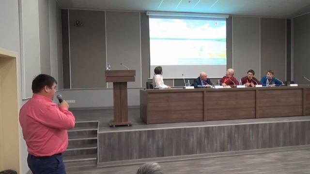 Использование бункеров-перегрузчиков зерна: практический опыт аграриев смотреть онлайн