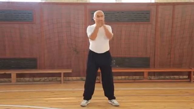 Баскетбол. Броски мяча в кольцо в движении, учебная игра смотреть онлайн