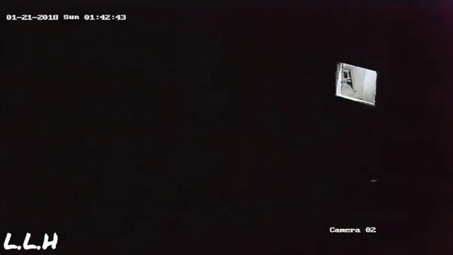 SCARY: Real ghost attack captured on CCTV camera 2019 | Paranormal activity on camera || L.L.H смотреть онлайн