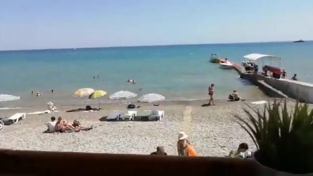 Гурзуф Сколько стоит обед с видом на море | Место где мы часто обедаем и ужинаем в Гурзуфе смотреть онлайн