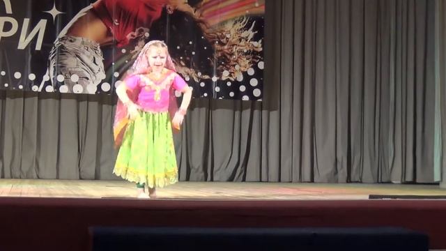 Индийский танец Дети Соло Кубок Сибири 2014 Новосибирск, 1 место смотреть онлайн