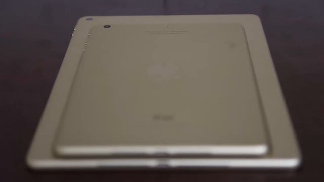 Preview iPad Mini 3 and iPad Air 2 in Gold смотреть онлайн