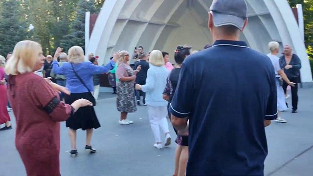 НЕСЕ ГАЛЯ ВОДУ! 2023 ТАНЦЫ ХАРЬКОВ #dance #retrodancing смотреть онлайн