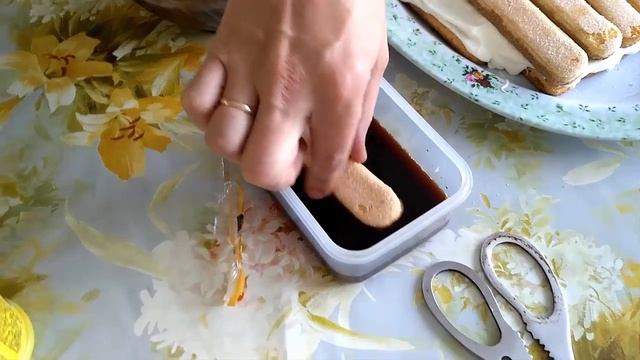 Тирамису, самый лёгкий рецепт. Классический десерт тирамису! смотреть онлайн