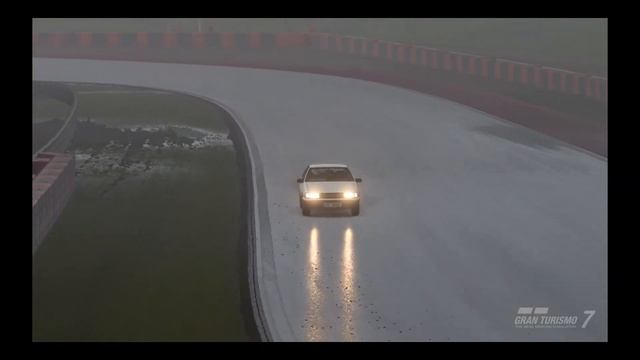 Gran Turismo 7 - Toyota Corolla Levin 1600 GT APEX AE86 1983 replay смотреть онлайн