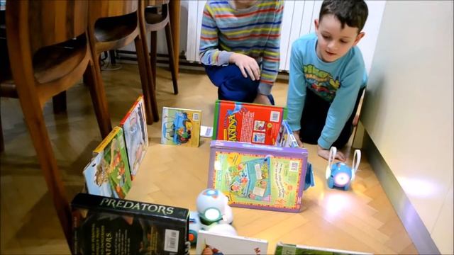 Dash & Dot show #2 Labyrinth смотреть онлайн