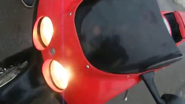 Honda VFR 400R.AVI смотреть онлайн