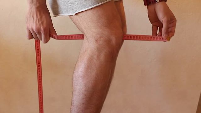 СУППОРТ КОЛЕНА MCDAVID 421 R С РЕБРАМИ ЖЕСТКОСТИ И МЕТАЛЛИЧЕСКИМИ СПИЦАМИ ОРТЕЗ