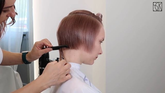 DISCONNECTED LAYERED BOB TUTORIAL by SCK смотреть онлайн