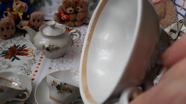 Фарфор.Сервиз. Березновский межколхозный фарфоровый завод.????????? смотреть онлайн