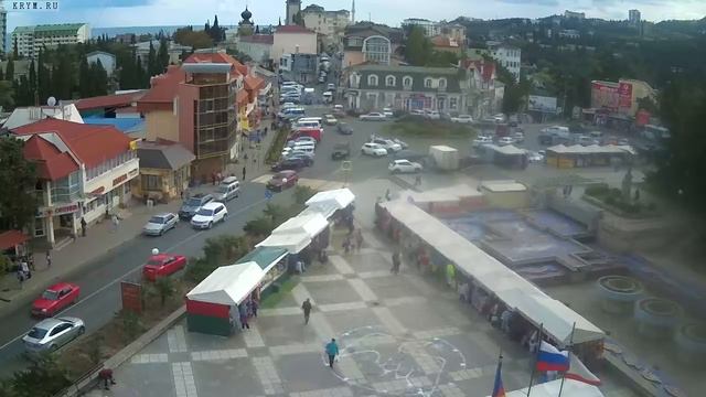 Вебкамера "Площадь Советская". Запись 23.09.2016 15:00:16 смотреть онлайн