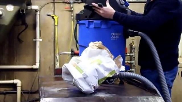 PowerVac Nilfisk Alto Xtreme Clean cement dust demo смотреть онлайн