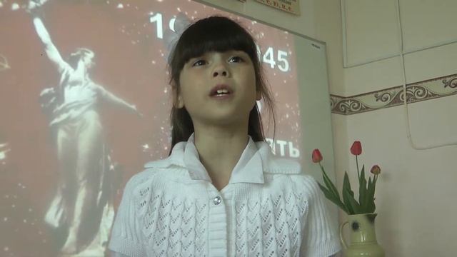 Жемалдинова Сугдиана Стихотворение М. Джалиля Чулочки смотреть онлайн