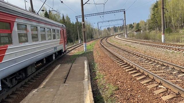 ЭР2Р - 7078 на платформе 142 километр смотреть онлайн