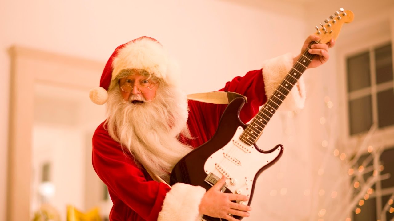 Новогодняя песня под гитару (С Новым годом, страна) смотреть онлайн