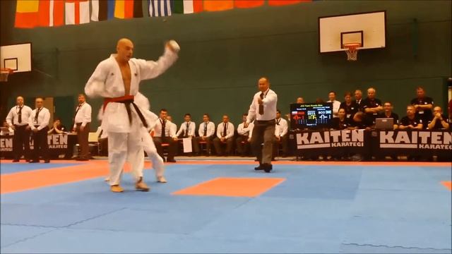 — Дашь домашку списать? — Дам, но только не списывай точь-в -точь смотреть онлайн