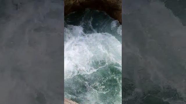 ⛵Бурное русло реки🌅 смотреть онлайн