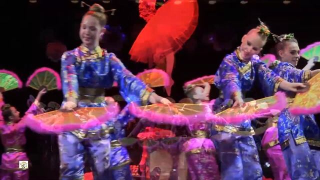 Китайский танец «Полёт танцующей бабочки» Ансамбль "Сюрприз" Майкоп смотреть онлайн