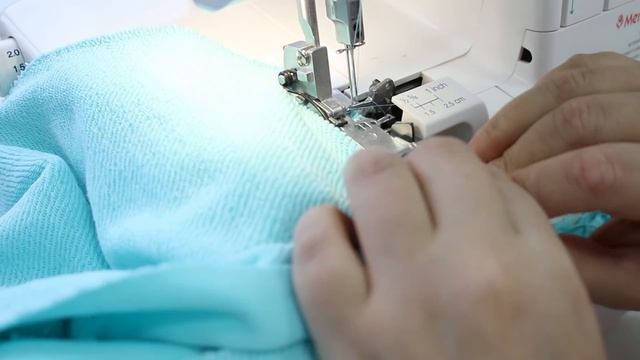 Женский спортивный костюм шью своими руками. Костюм из футера - худи и штаны (Пошив и демонстрация) смотреть онлайн