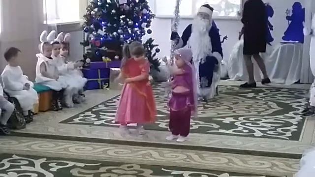 Вероника 26.12.17 Индийский танец. смотреть онлайн