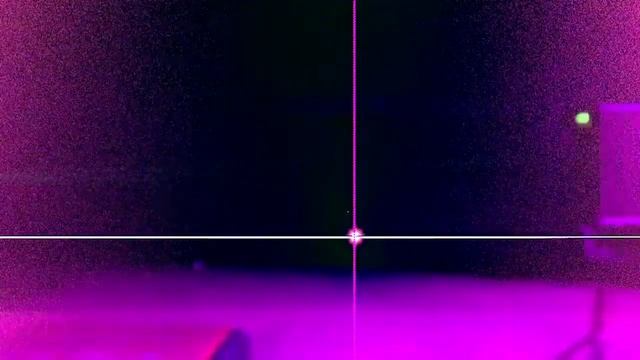 Лазер спалил матрицу смартфона от Apple