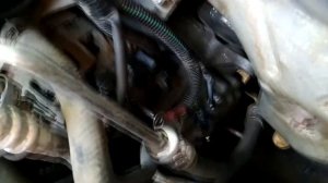 Рено Логан. Замена щеток и регулятора напряжение без снятия генератора