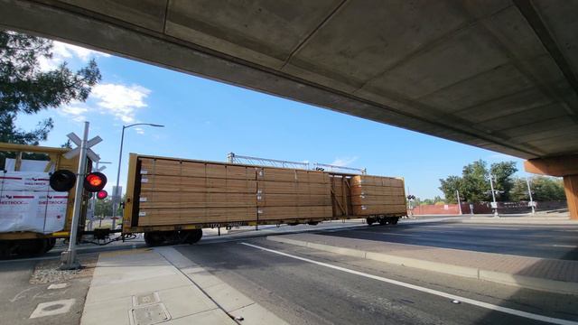 UP 9901 Rocklin Rocket Local Freight Train S. Watt Ave. Railroad Crossing Sacramento CA