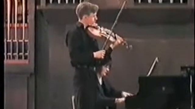 Britten "Lacrimae"(2nd half) Artem Kopylov смотреть онлайн