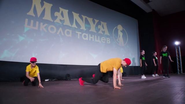 Микс группа Брейк Данс и Дэнсхолл /Антон Родченков и Виктория Антонова смотреть онлайн