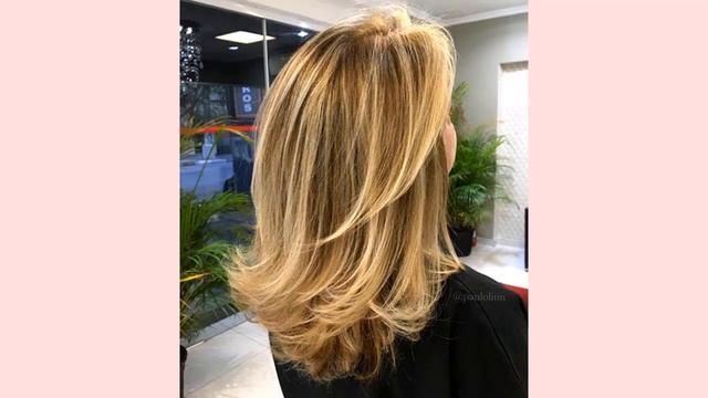 ?ТОП 5 СТИЛЬНЫХ ЖЕНСКИХ СТРИЖЕК 2021/2022. Модный обзор смотреть онлайн