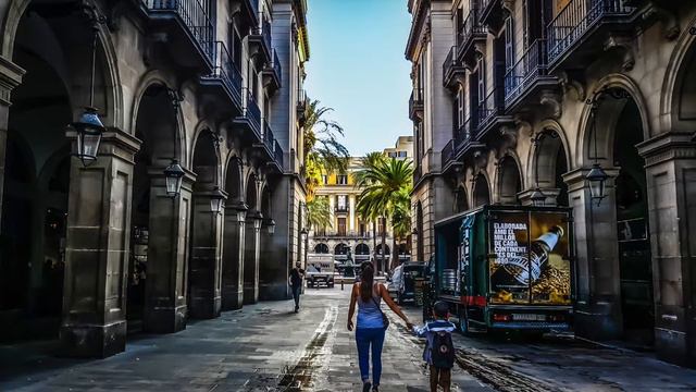 Spanish-City - Delightful music to study and relax, composed by Suzanne Mansour смотреть онлайн