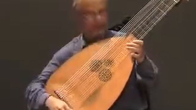 Tommie Andersson montras teorbon (Esperanto) смотреть онлайн