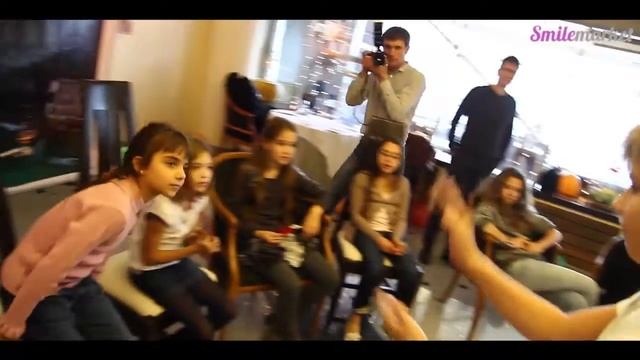 Фокусник в подарок на День Рождения подростка! смотреть онлайн