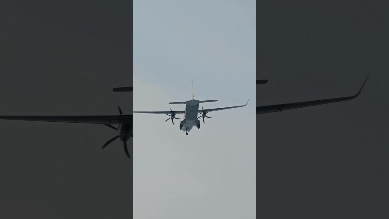 Light turboprop transport aircraft manufactured by Airbus Military. #casa#c295#spain#airforce#madrid смотреть онлайн