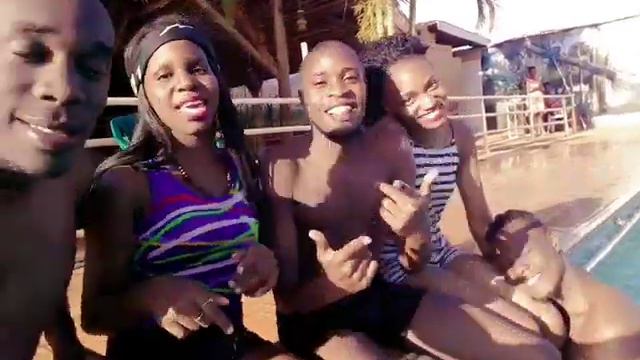 Ugandan swimming pools.(7) смотреть онлайн