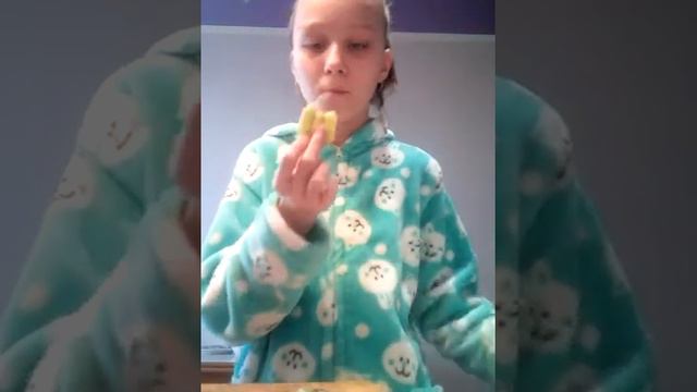 Пробуем киви смотреть онлайн