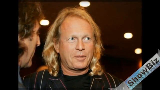 В Москве простились певцом и композитором Крисом Кельми смотреть онлайн