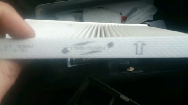 Как поменять фильтр салона на Hyundai Solaris смотреть онлайн