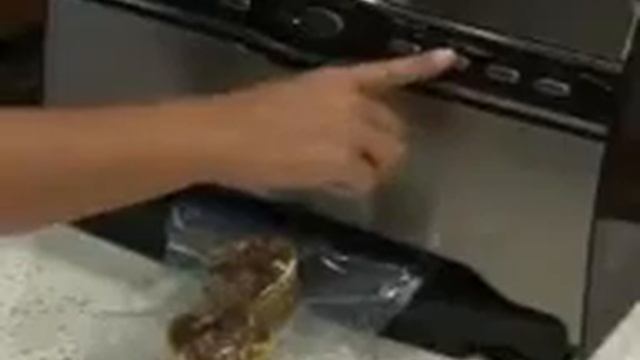 FoodSaver® V3880 Vacuum Sealing System feature 4 смотреть онлайн