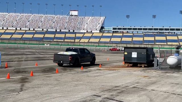 2021 Ford F-150 Powerboost MAX PAYLOAD Drag смотреть онлайн