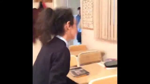 Vlog: My School смотреть онлайн