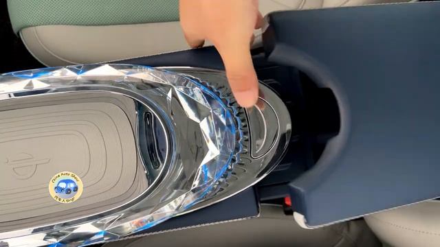 2022 GreatWall ORA Ballet Cat EV Walkaround—China Auto Show—2022款长城欧拉芭蕾猫，外观与内饰实拍 смотреть онлайн