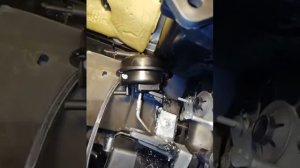 Daewoo nexia n150. Ремонт кронштейна вакуумных усилителей, управление заслонками  печкой.