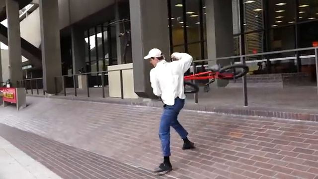 Fitbikeco. F-LOG 36 - Augie Antics смотреть онлайн